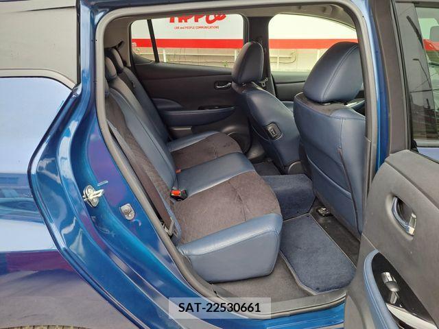 Nissan LEAF 2019-10 377695-13