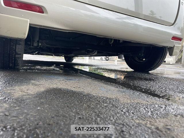 Honda N BOX 2017-10 338370-11