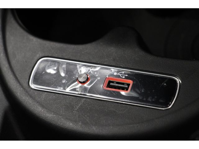Abarth 595 2018-09 10156-13