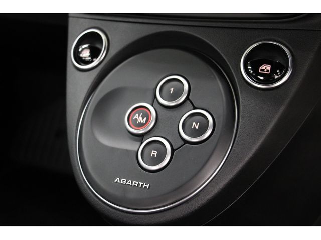 Abarth 595 2018-09 10156-4