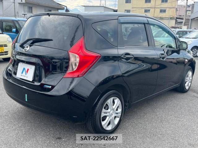 Nissan NOTE 2012-09 382552-17