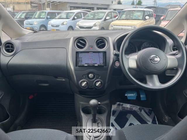Nissan NOTE 2012-09 382552-1