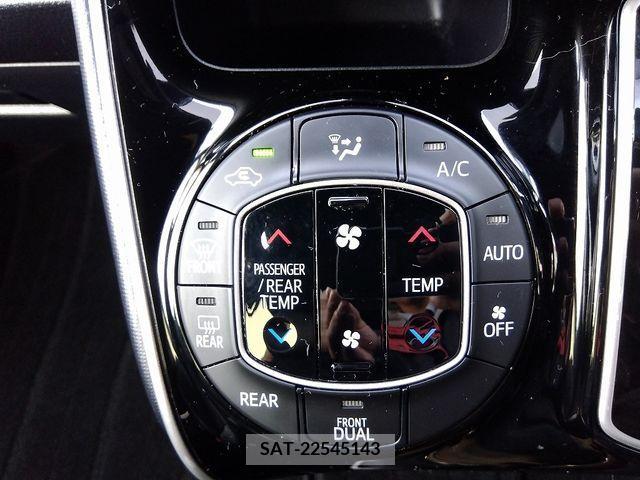 Toyota VOXY 2021-11 211187-7