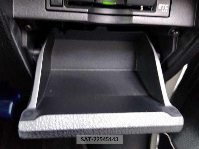 Toyota VOXY 2021-11 211187-14