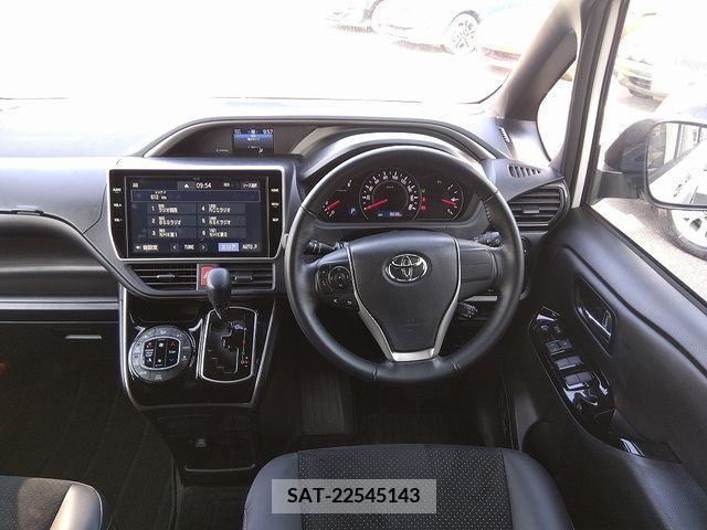 Toyota VOXY 2021-11 211187-3