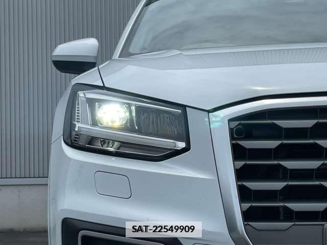 Audi Q2 2019-11 356573-9