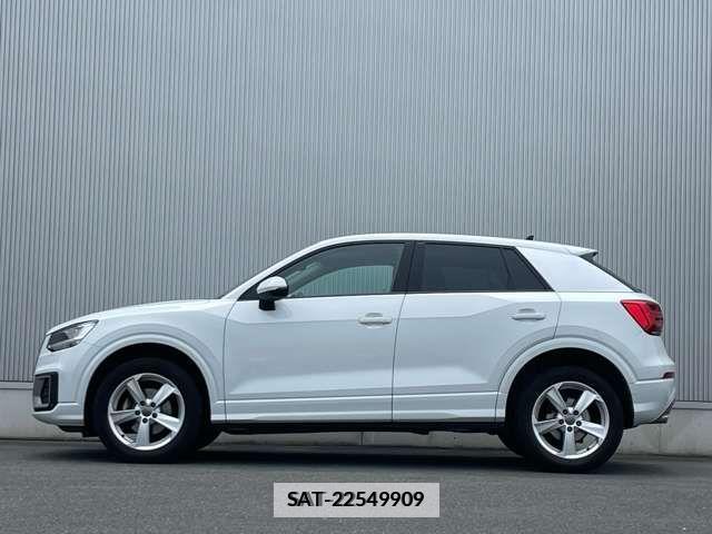 Audi Q2 2019-11 356573-7