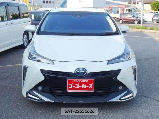 Toyota PRIUS 2019-04 200128-2