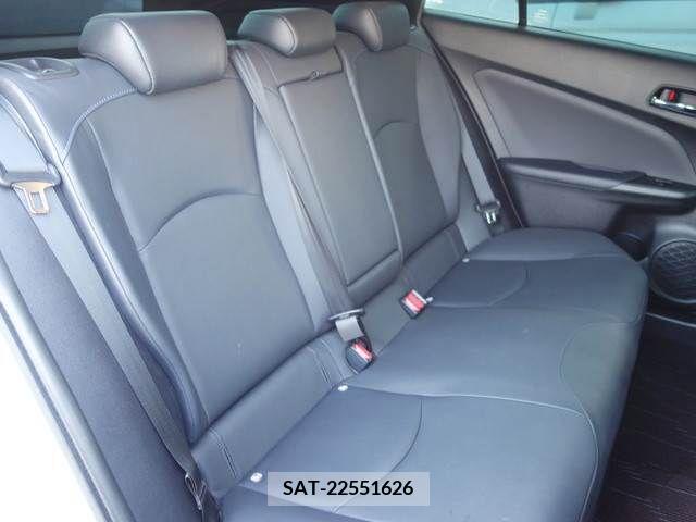 Toyota PRIUS 2019-04 200128-14