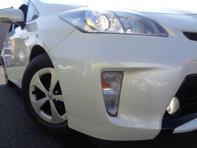 Toyota PRIUS 2015-06 186483-7