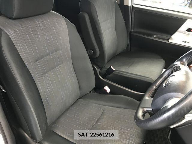 Toyota NOAH 2011-03 321319-11