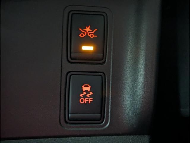 Nissan SERENA 2018-06 184669-8