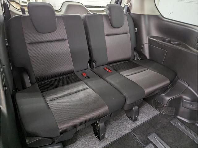 Nissan SERENA 2018-06 184669-11