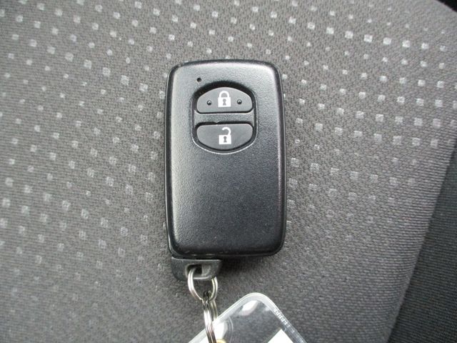 Toyota VITZ 2014-07 355-27