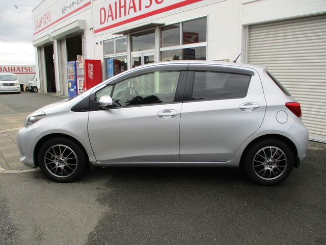 Toyota VITZ 2014-07 355-3