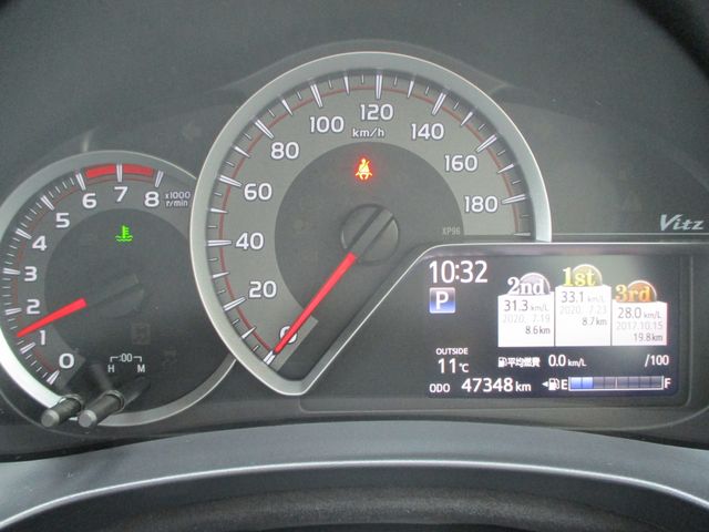 Toyota VITZ 2014-07 355-22
