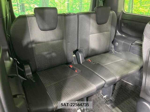 Toyota VOXY 2019-06 321629-10