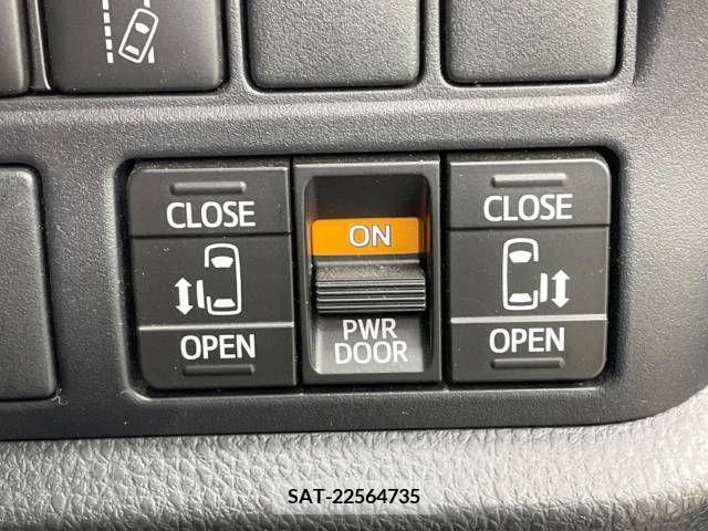 Toyota VOXY 2019-06 321629-5