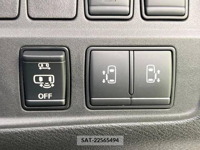 Nissan SERENA 2018-10 219953-5