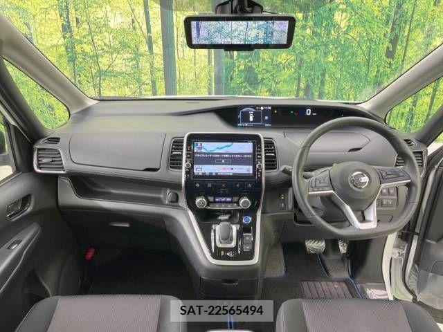 Nissan SERENA 2018-10 219953-1
