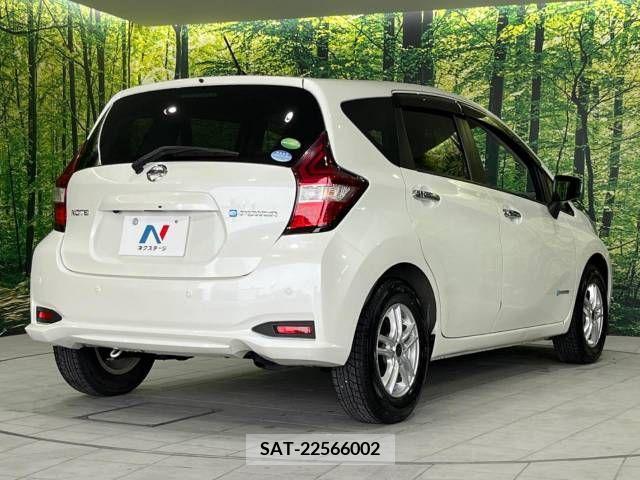 Nissan NOTE 2017-11 279883-17