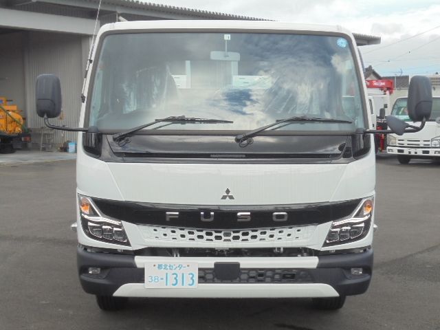 Mitsubishi CANTER 2023-01 4287-6