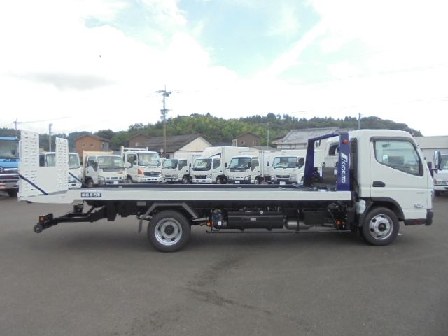 Mitsubishi CANTER 2023-01 4287-7