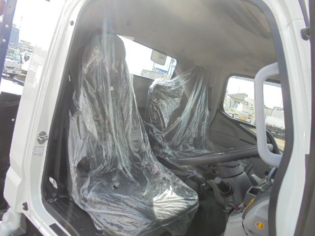 Mitsubishi CANTER 2023-01 4287-8