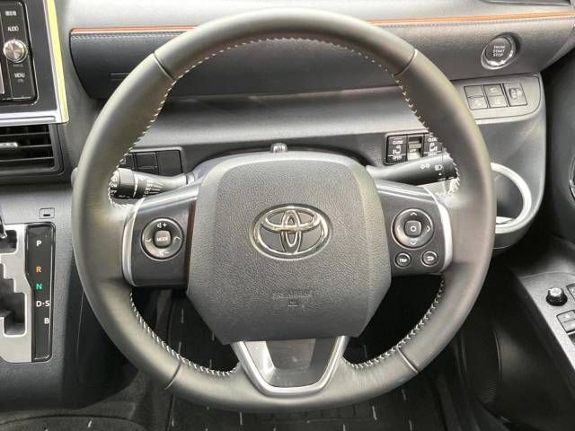 Toyota SIENTA 2017-08 193827-12