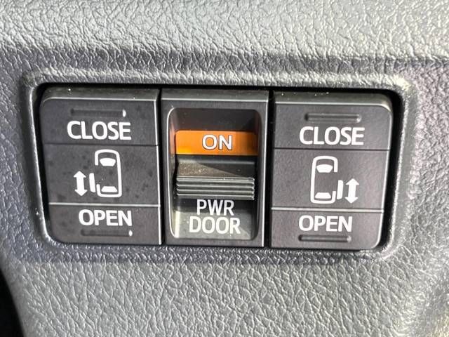 Toyota SIENTA 2017-08 193827-5