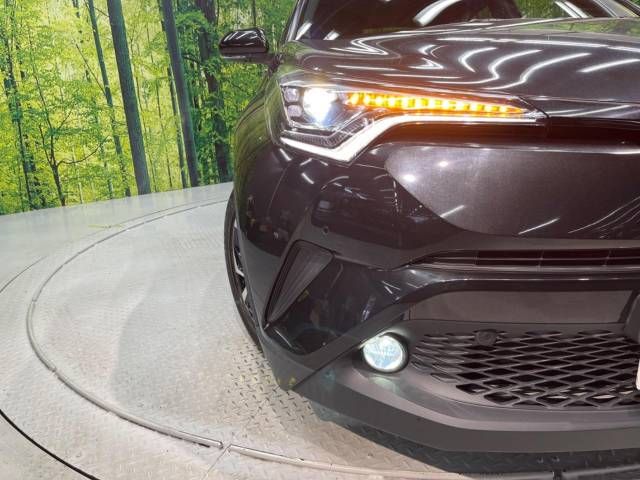 Toyota C-HR 2017-09 23025-12