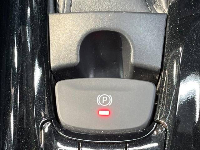 Toyota C-HR 2017-09 23025-5