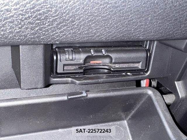 Nissan SERENA 2018-04 222189-6