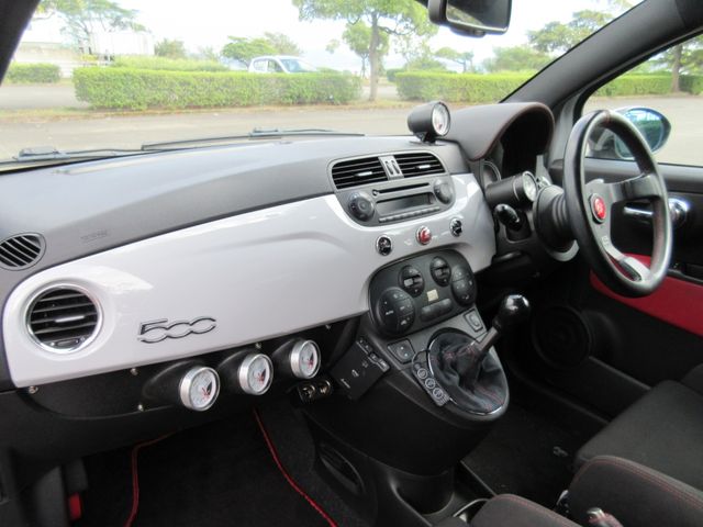 Fiat 500 2011-09 5932-23