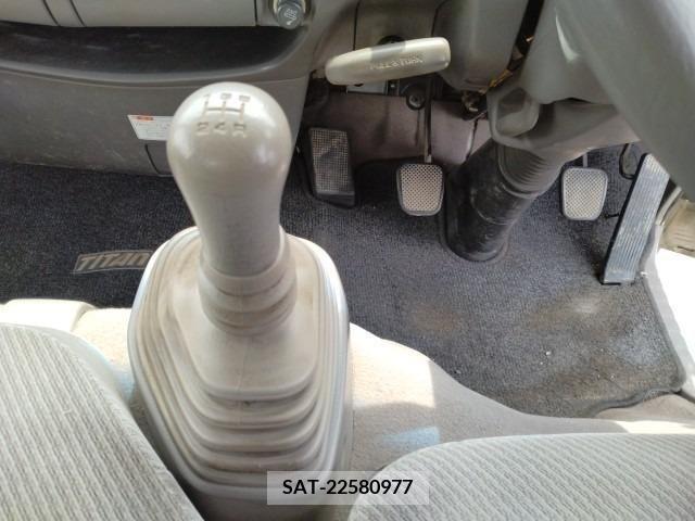 Mazda TITAN 2002-09 287687-6