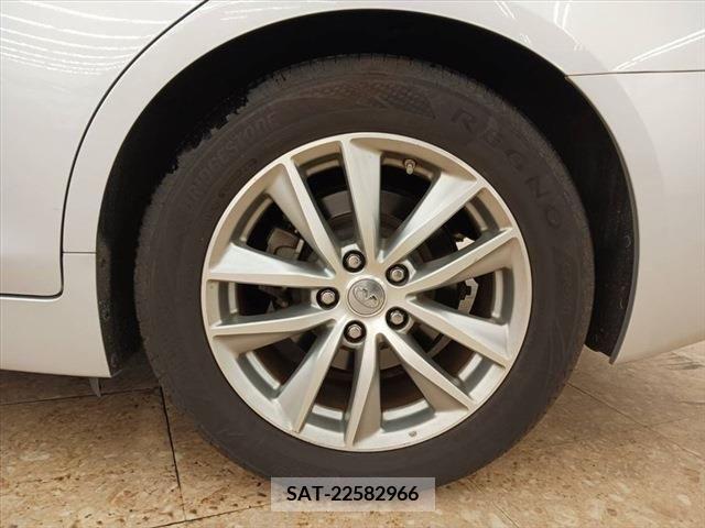 Nissan SKYLINE 2014-12 208873-16