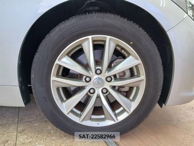Nissan SKYLINE 2014-12 208873-14
