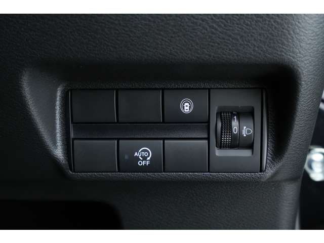 Mitsubishi EK X 2019-05 186610-11