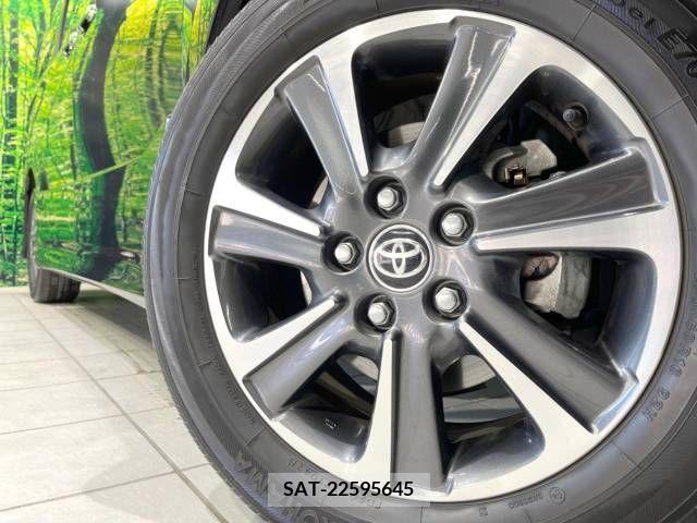 Toyota VOXY 2021-03 215466-14