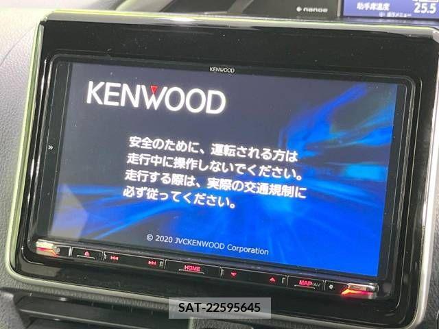 Toyota VOXY 2021-03 215466-2