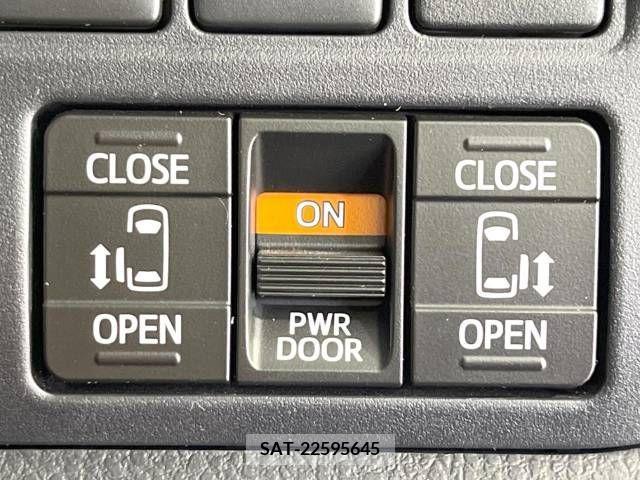 Toyota VOXY 2021-03 215466-4
