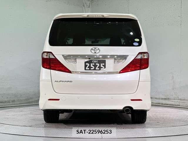 Toyota ALPHARD 2008-09 279761-8
