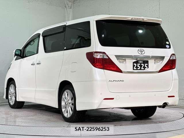 Toyota ALPHARD 2008-09 279761-9