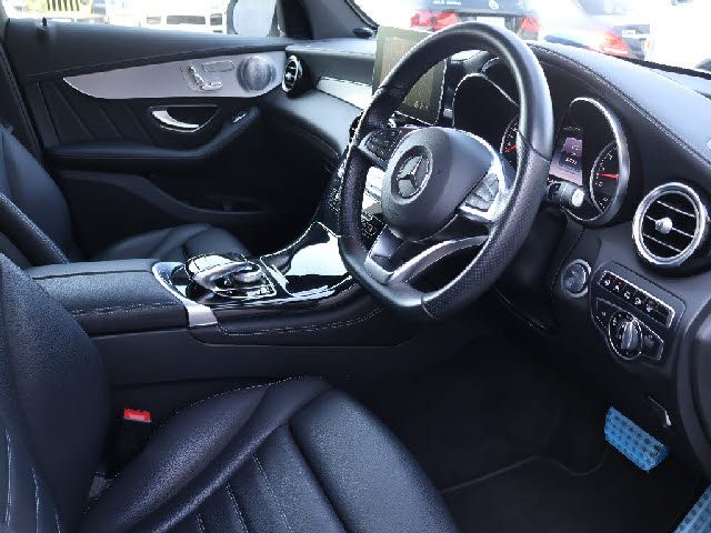 Mercedes Benz GLC-CLASS 2016-02 28582-11