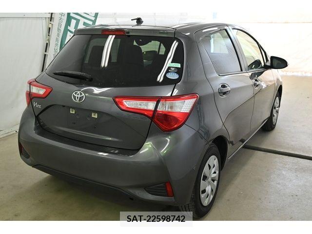 Toyota VITZ 2019-02 233633-4