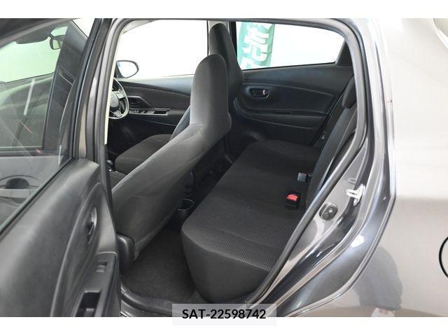 Toyota VITZ 2019-02 233633-11