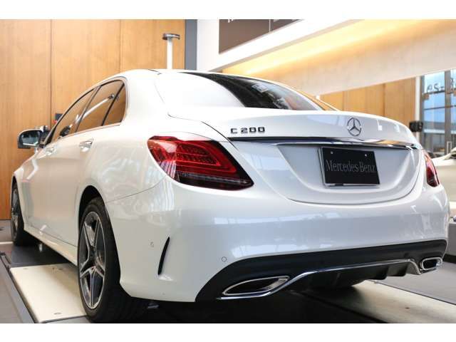 Mercedes Benz C-CLASS 2019-02 18156-6
