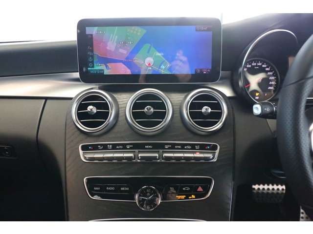 Mercedes Benz C-CLASS 2019-02 18156-2