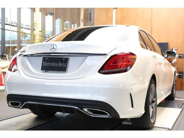 Mercedes Benz C-CLASS 2019-02 18156-8