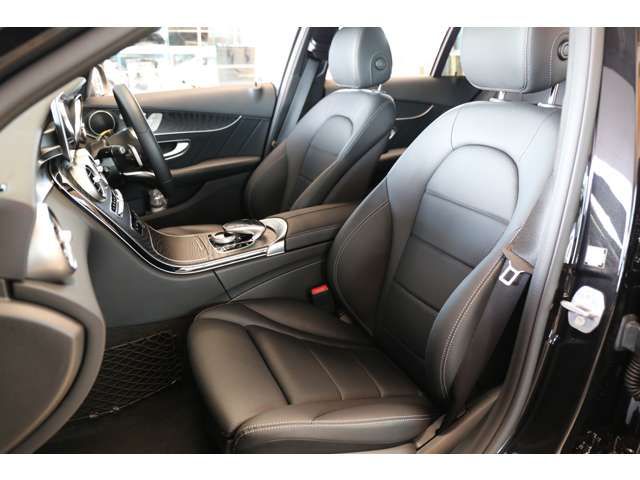 Mercedes Benz C-CLASS 2019-02 18156-11